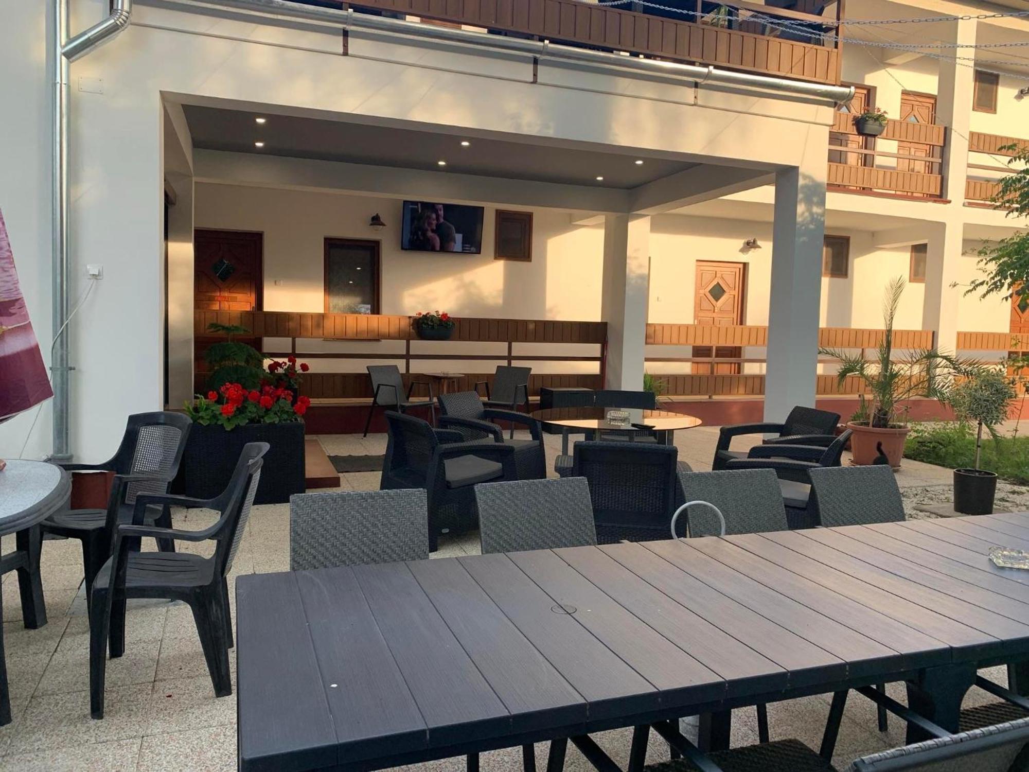 Puszta Hotel Berekfürdő Exteriör bild
