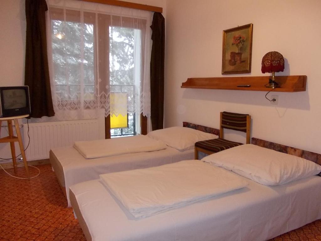 Puszta Hotel Berekfürdő Rum bild