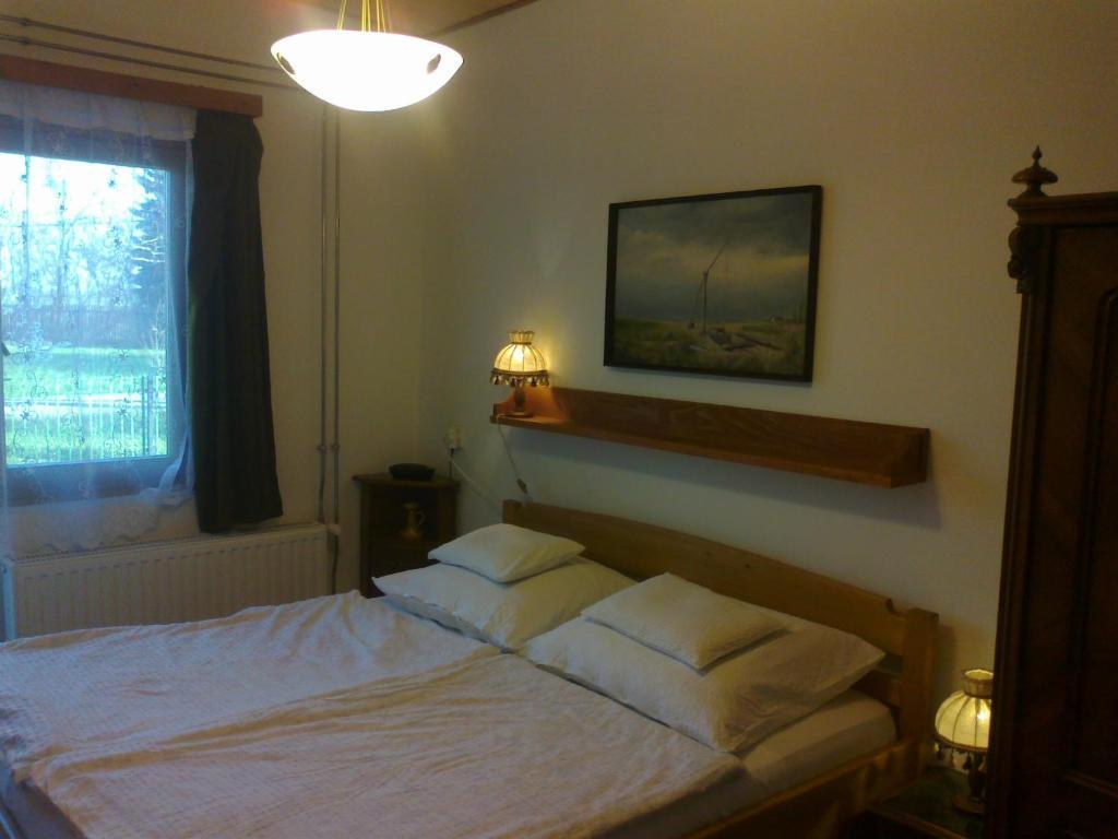 Puszta Hotel Berekfürdő Rum bild