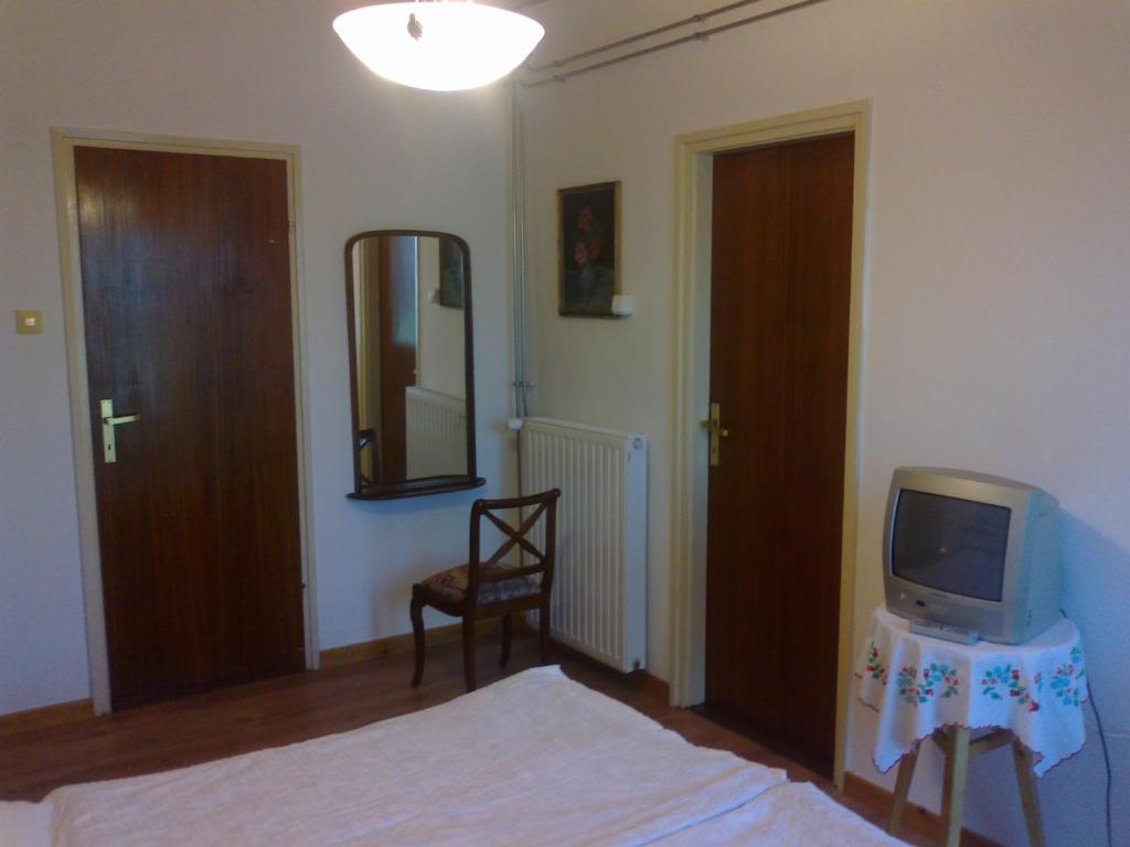Puszta Hotel Berekfürdő Rum bild